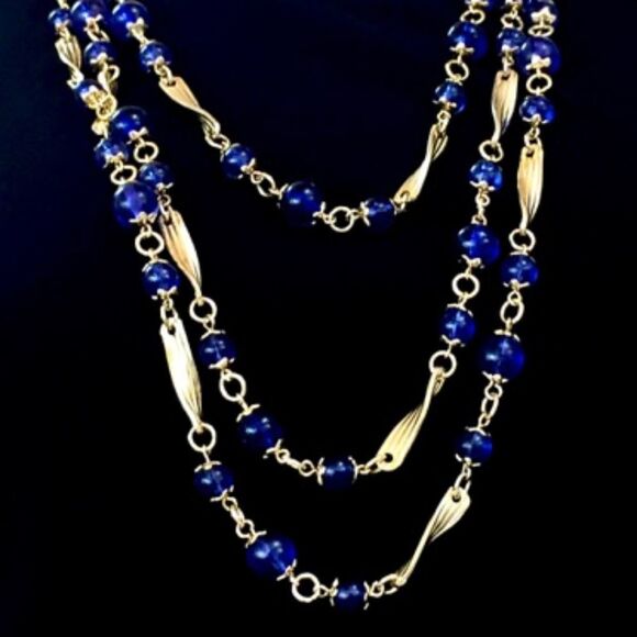 VTG BLUE GLASS BEADS WITH CAPS SPACERS GOLDTONE TRIPLE STRAND ELEGANT NECKLACE - Picture 1 of 7